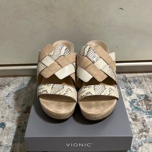 Vionic sandal wedge